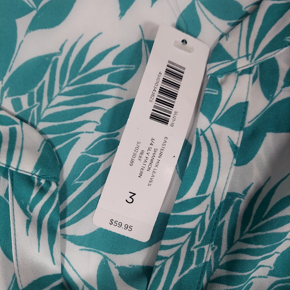 NWT Chico’s Sz 3 AMAZING Blouse 3/4 Sleeve Shannon EASTERN MIX Leaves Reef - Picture 4 of 8